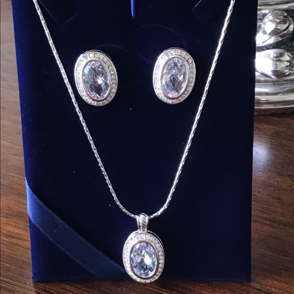 ART de FRANCE SWAROVSKI CRYSTAL RHODIUM PLATED SET